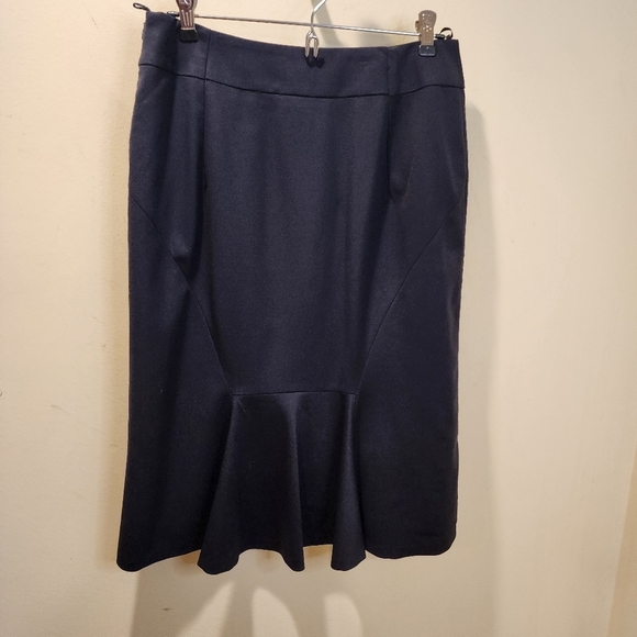 LAFAYETTE 148 Black Wool  Knee Length Skirt  size 10 - Picture 12 of 14